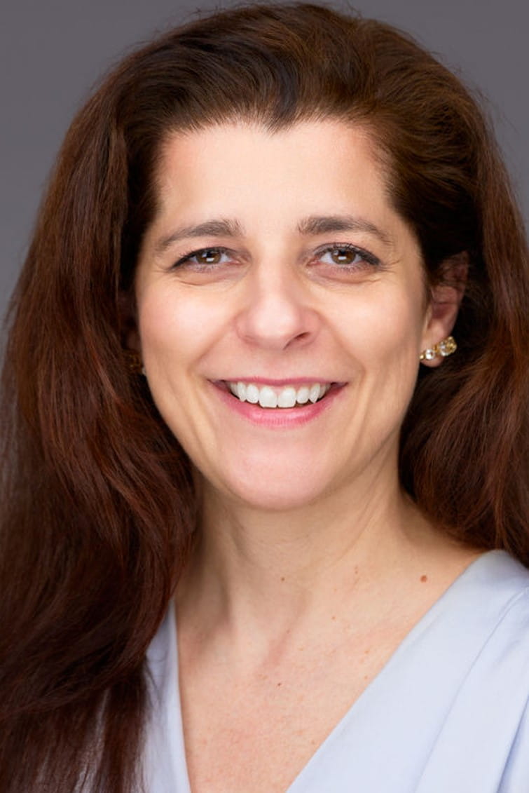 Callie Kourniotis Headshot